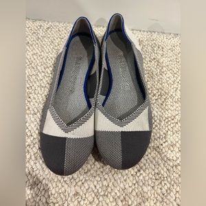 Like new limited edition blue/grey Rothy’s